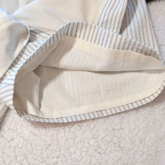 Ann Taylor Black and Striped Shorts Set - Picture 5 of 9